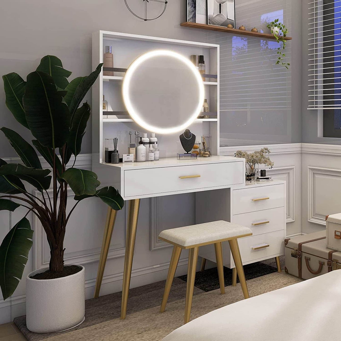 White Vanity Desk with Mirror and Lights, 5 Drawers - Loft&Timber