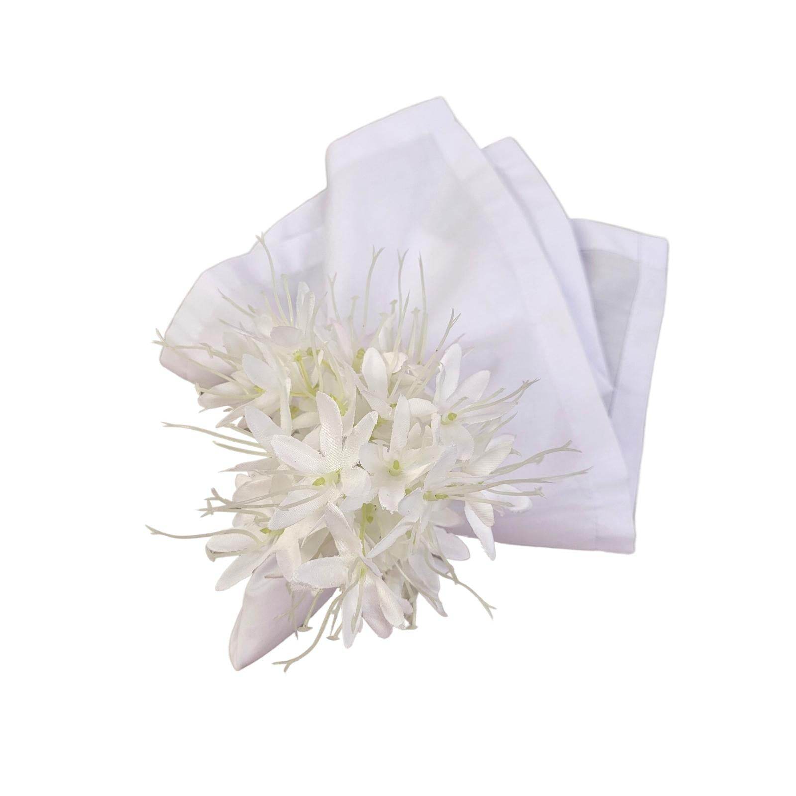 Set of 4 White Mini Lilies Flower Napkin Rings for party, wedding, birthday, celebration - Loft&Timber