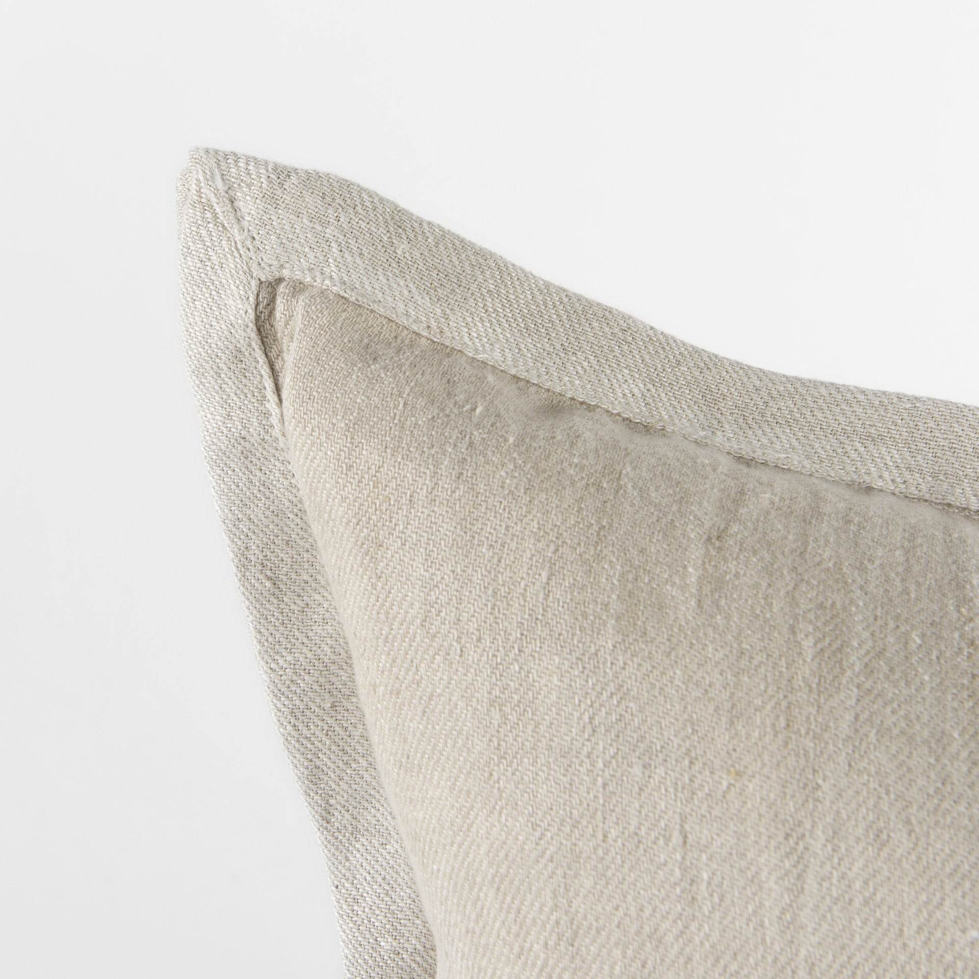 Cream Bordered Pillow Cover - Loft&Timber