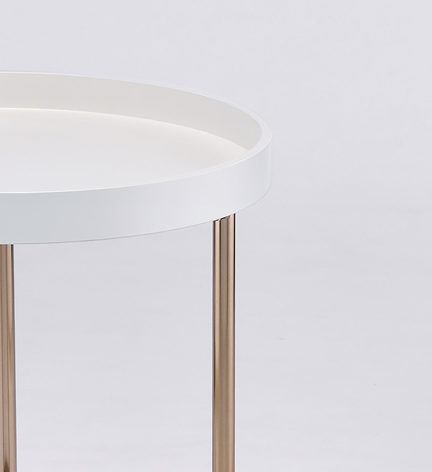 22" Copper And White Round End Table - Loft&Timber