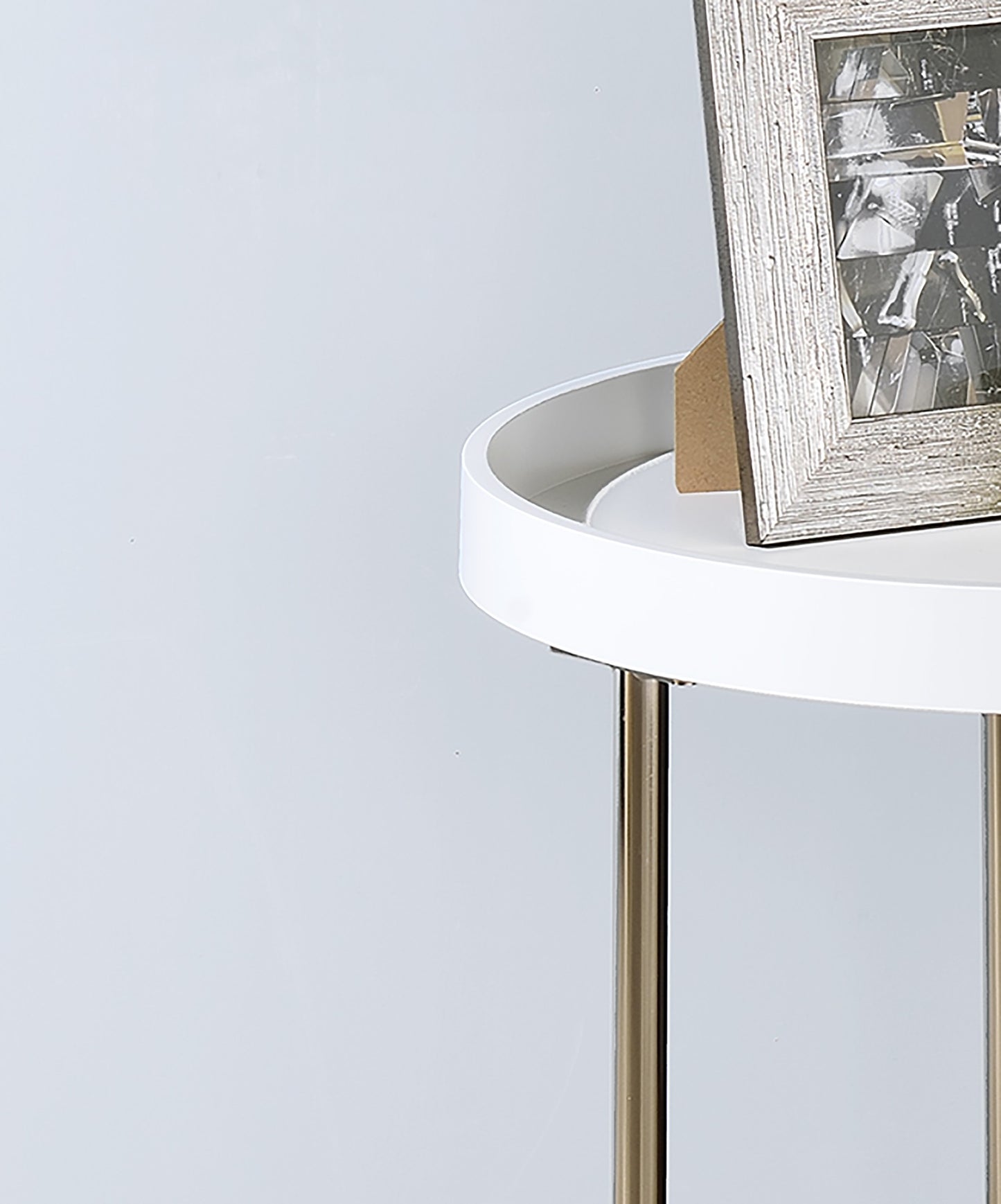 22" Copper And White Round End Table - Loft&Timber