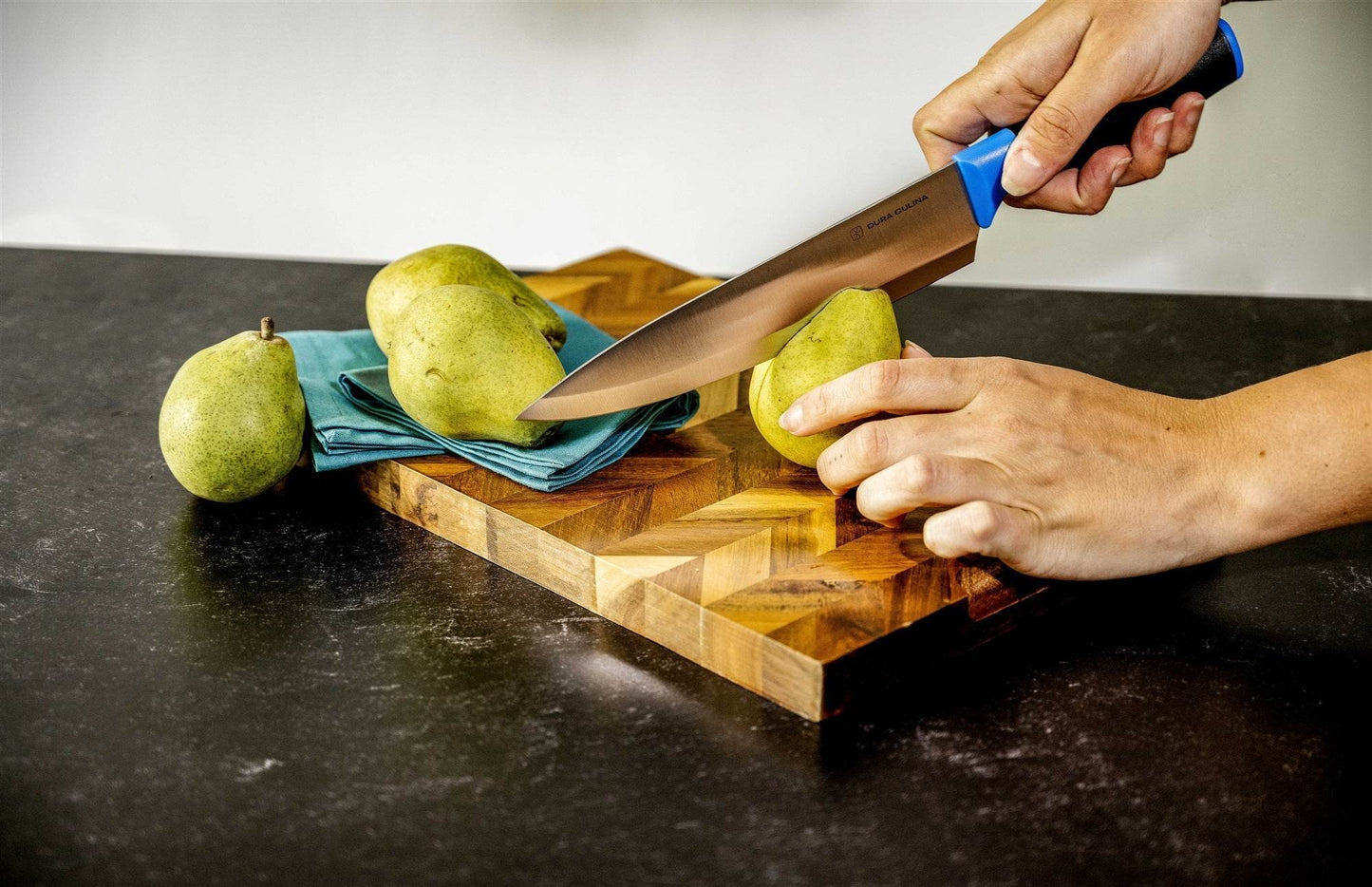 Duo-Grip 3 Piece Kitchen Knife Set With Blade Guards, Blue - Loft&Timber