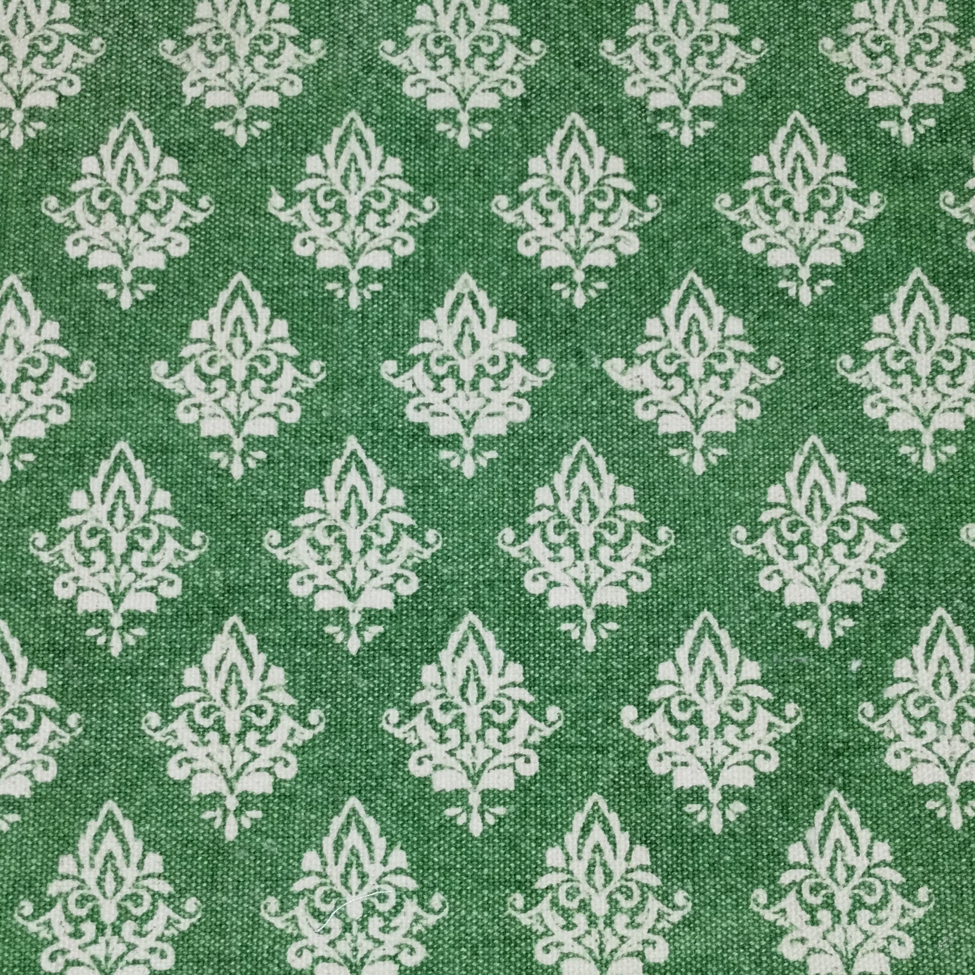 19" Set of Four Green And Cream Geometric Medallion Cotton Placemats - Loft&Timber