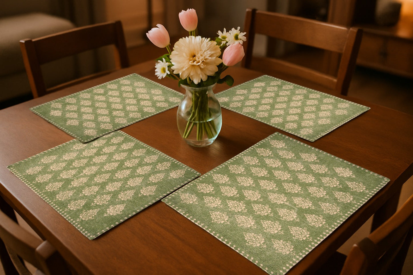 19" Set of Four Green And Cream Geometric Medallion Cotton Placemats - Loft&Timber