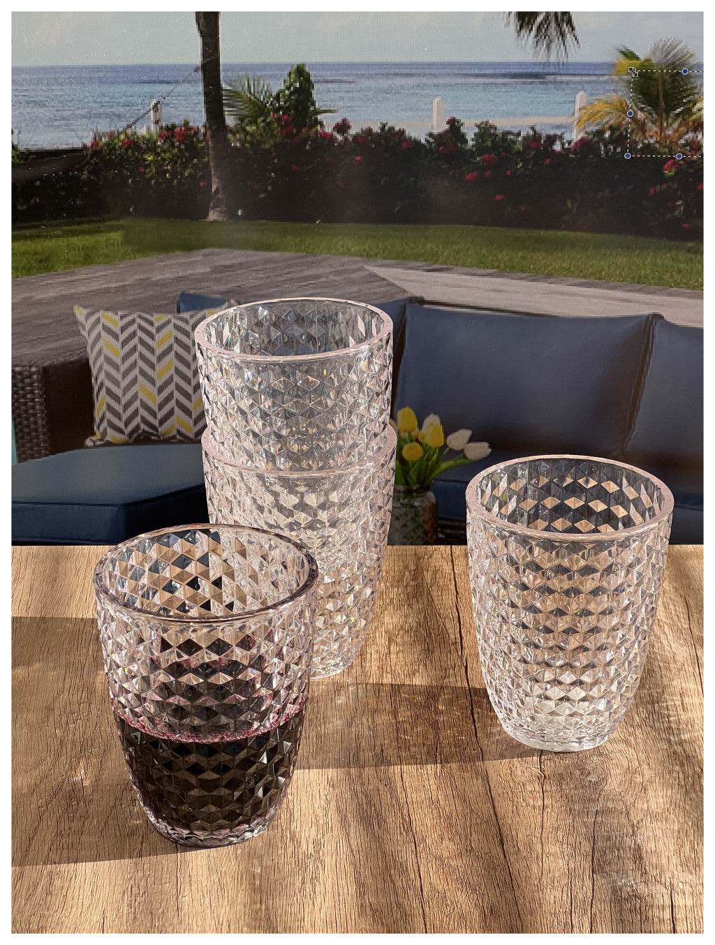 Set of Four Clear Diamond Acrylic Stemless Whiskey Glasses - Loft&Timber