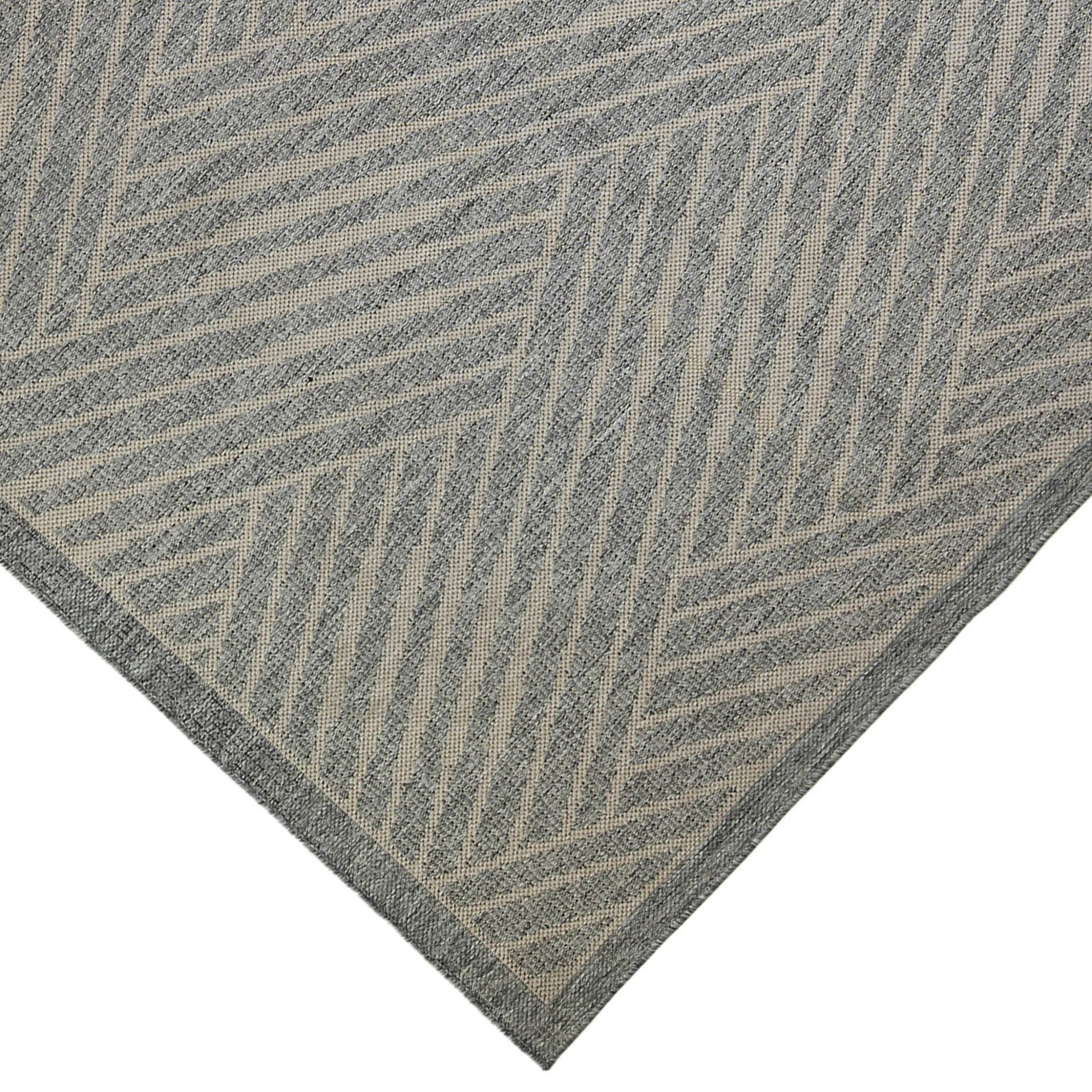 8' Runner Gray Geometric Stain Resistant Indoor Outdoor Runner Rug - Loft&Timber