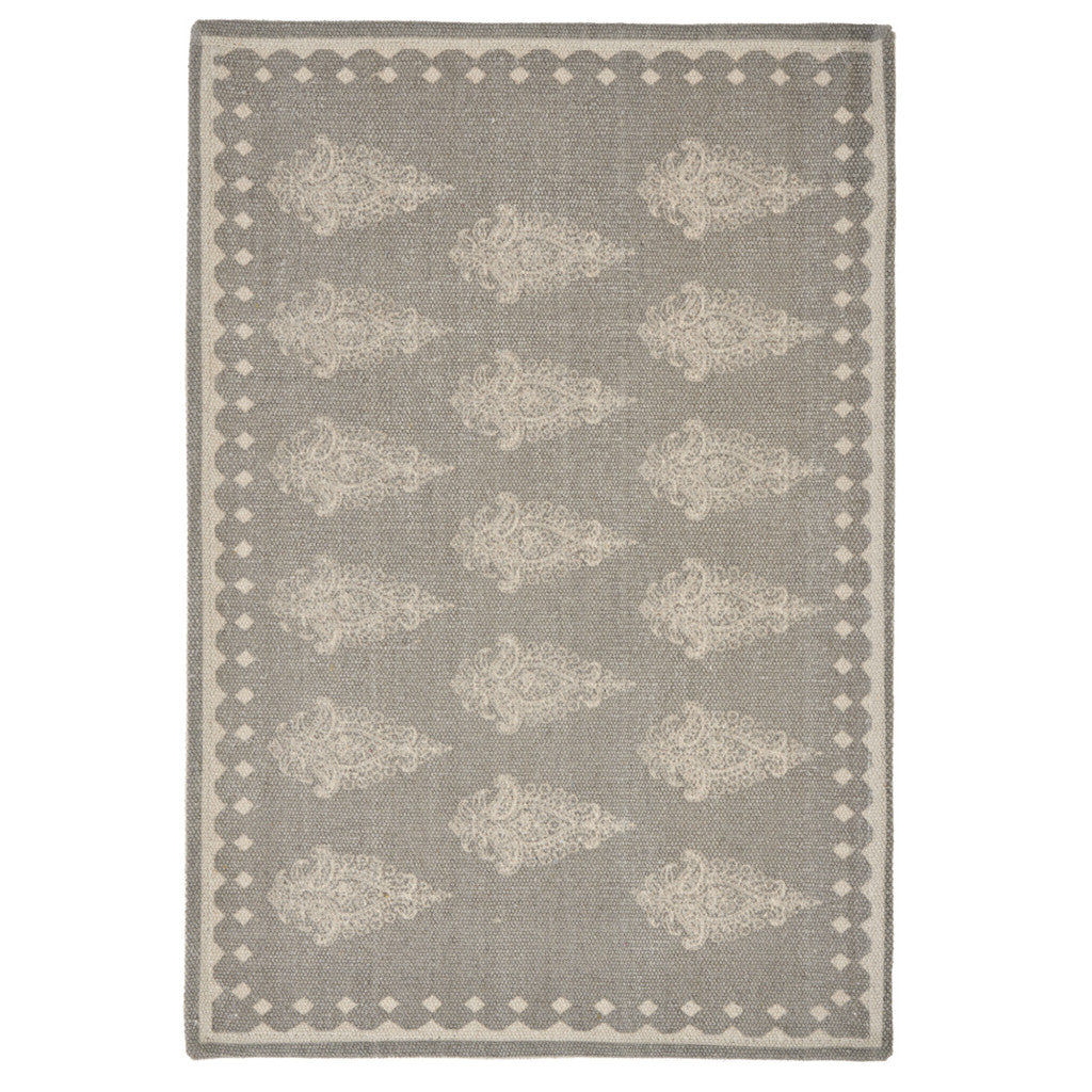 19" Set of Four Gray And Cream Geometric Medallion Cotton Placemats - Loft&Timber