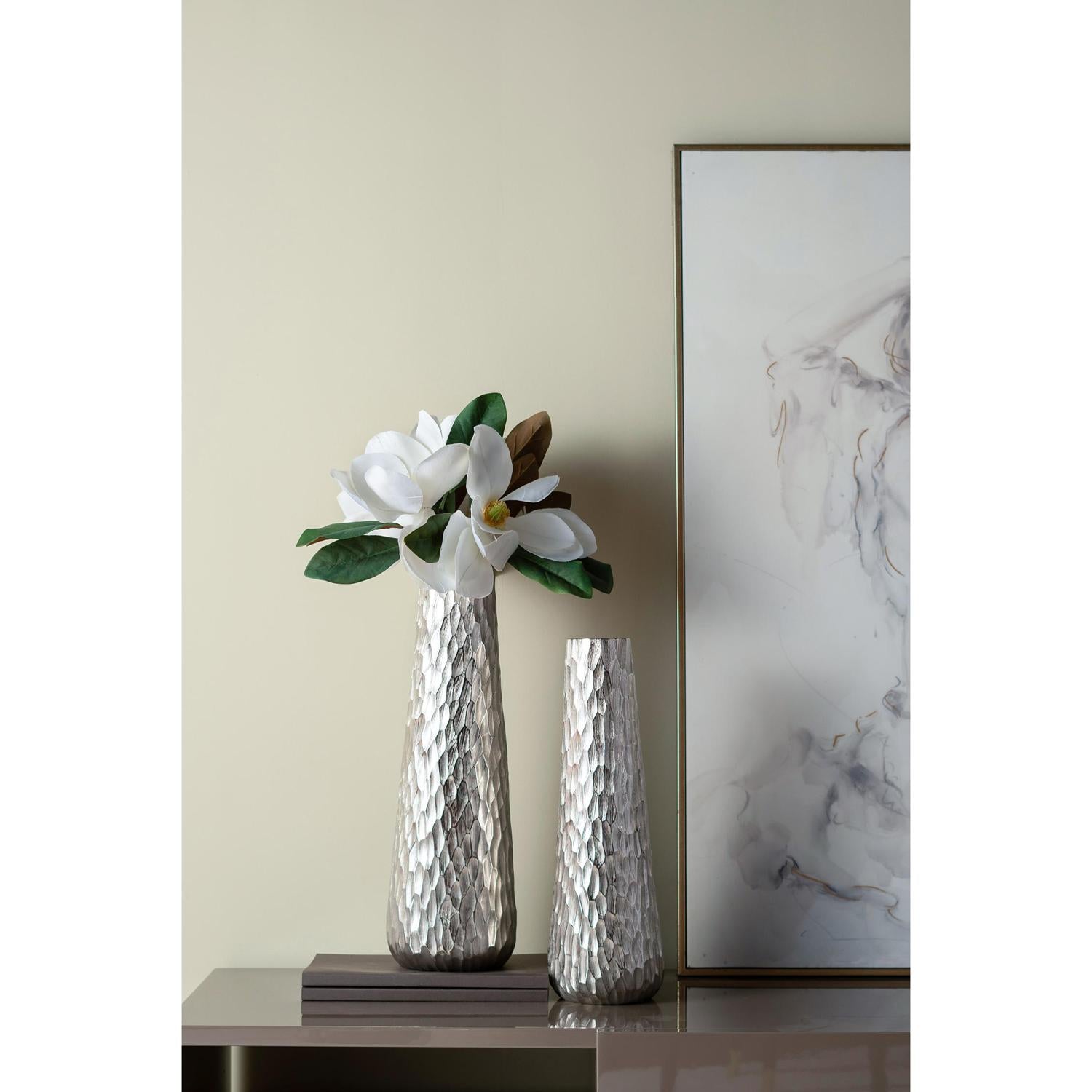 19" Silver Round Aluminum Table Vase - Loft&Timber