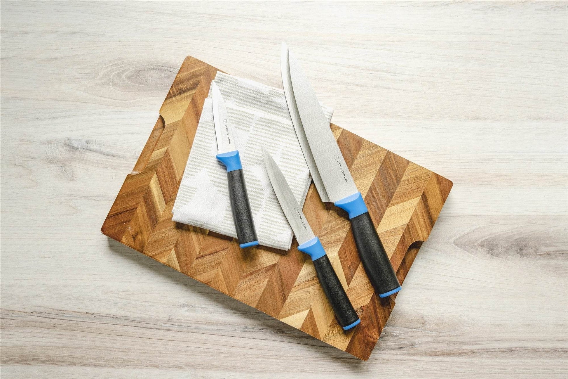 Duo-Grip 3 Piece Kitchen Knife Set With Blade Guards, Blue - Loft&Timber