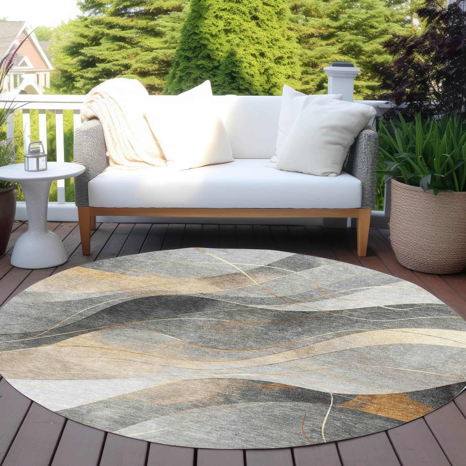 8' Gray Silver And Rust Round Abstract Washable Indoor Outdoor Area Rug - Loft&Timber