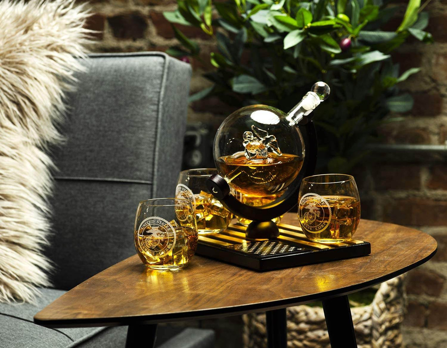 Marine Decanter Set With 4 Whiskey Glasses 1000ml Marines Gift Decanter by The Wine Savant - Loft&Timber