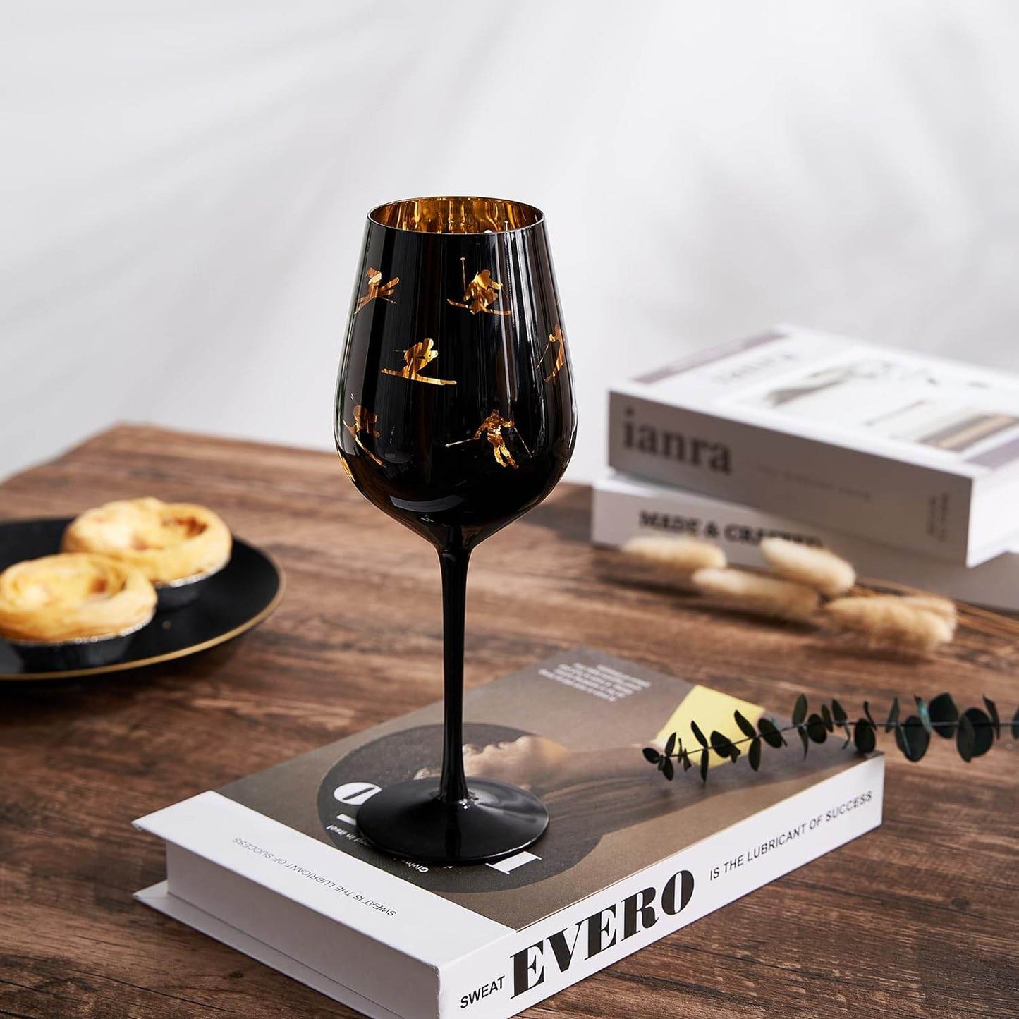 Crystal Stemmed Skiing, Apres Ski Skiier Wine Glasses Goblets - 1 Glass - 14oz - Loft&Timber