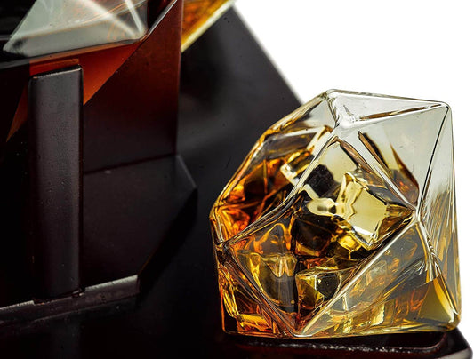 The Wine Savant Diamond Whiskey Decanter l With 2 Diamond Glasses Liquor, Scotch, Rum, Bourbon, Vodka, Tequila Decanter (750 ML DECANTER) - Loft&Timber