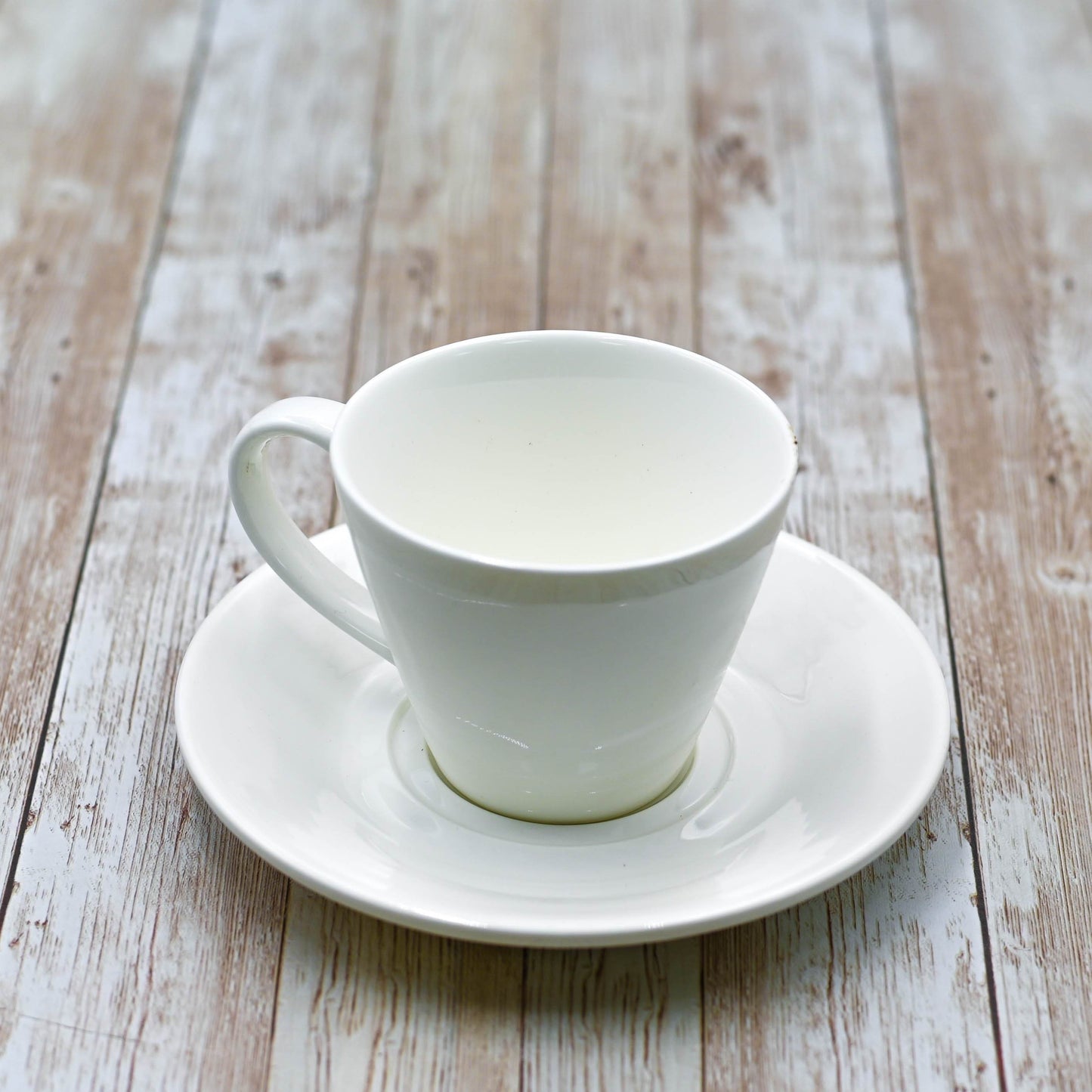 White 6 Oz | 180 Ml Tea Cup & Saucer - Loft&Timber