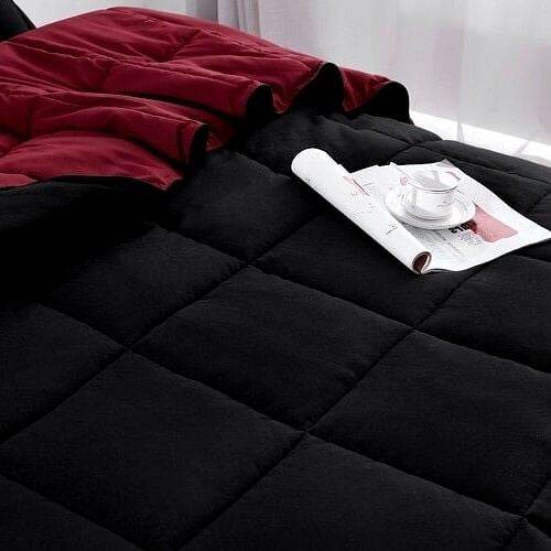 Full/Queen Traditional Microfiber Reversible 3 Piece Comforter Set in Black/Maroon - Loft&Timber