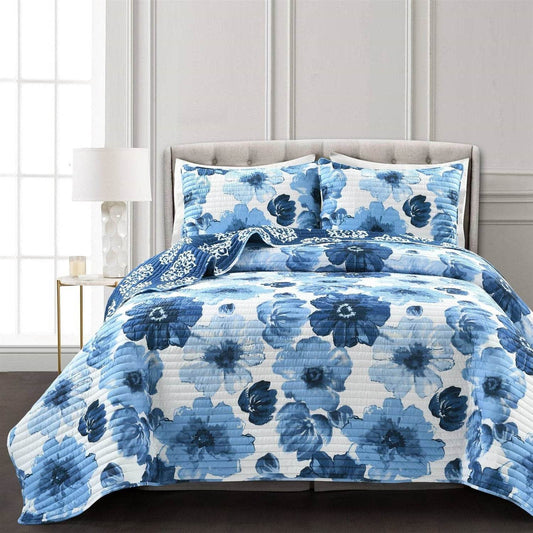 King size Blue Flowers Lightweight Polyester Microfiber Quilt Set - Loft&Timber