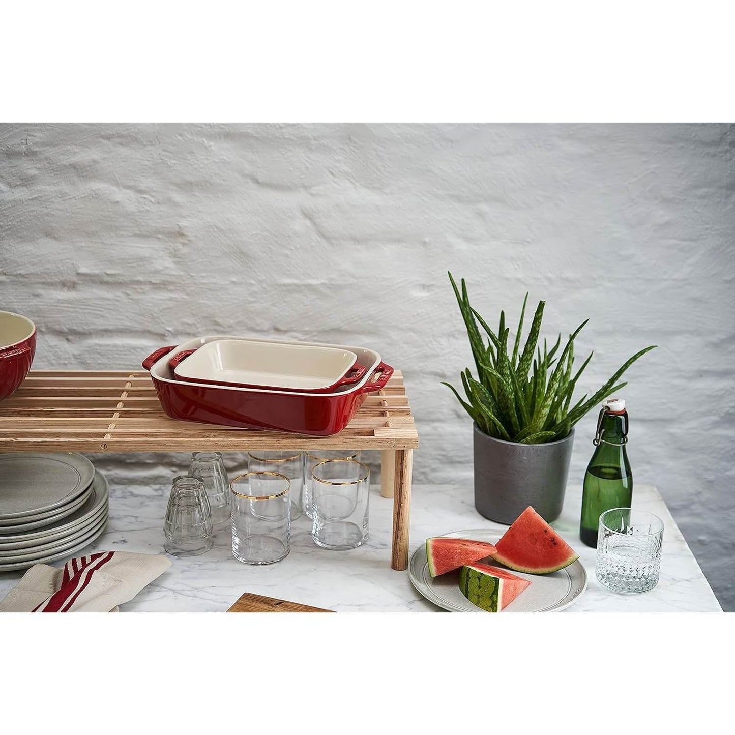 2 Piece Ceramic Stoneware Baking Dish Set in Cherry Red / Ivory - Loft&Timber