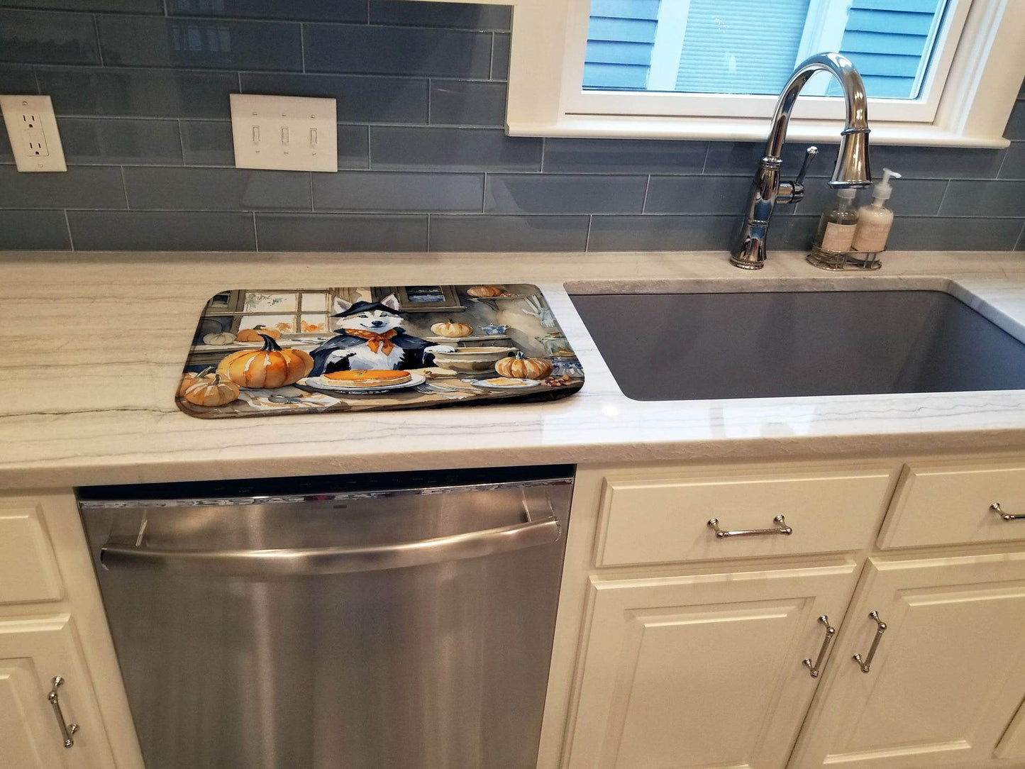 Siberian Husky Fall Kitchen Pumpkins Dish Drying Mat - Loft&Timber