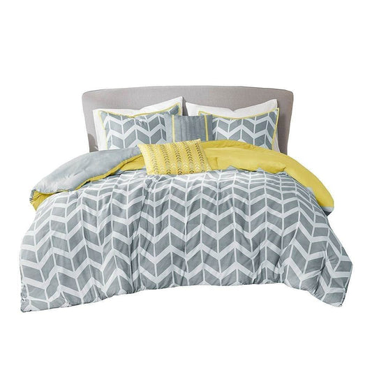 King / Cal King Reversible Comforter Set in Grey White Yellow Chevron Stripe - Loft&Timber