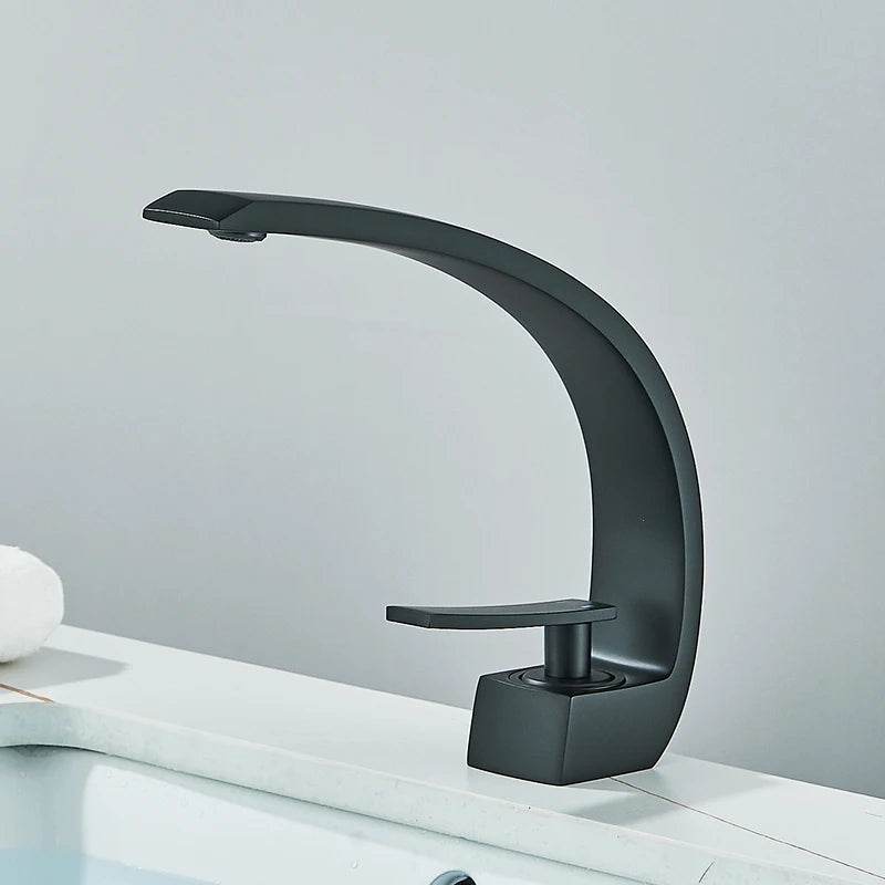 Luxury Brass Basin Faucet - Loft&Timber