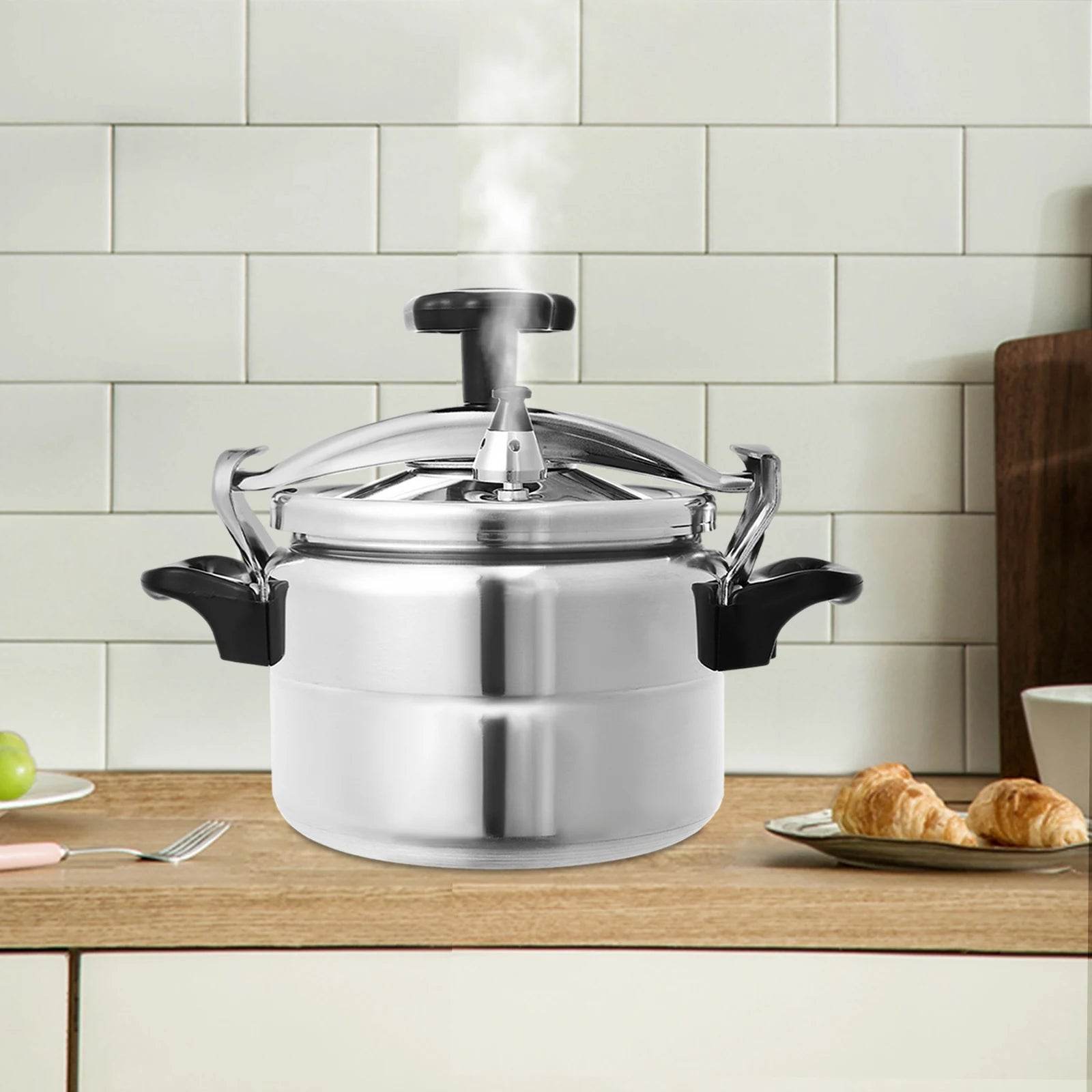 Silver Aluminum Alloy and Silicone High Pressure Pot - Loft&Timber