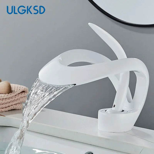 Flying Saucer Bathroom Basin Faucet - Loft&Timber