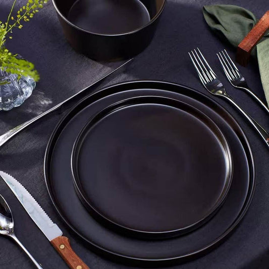 16-Piece Stoneware Dinnerware Set in Matte Black - Service for 4 - Loft&Timber