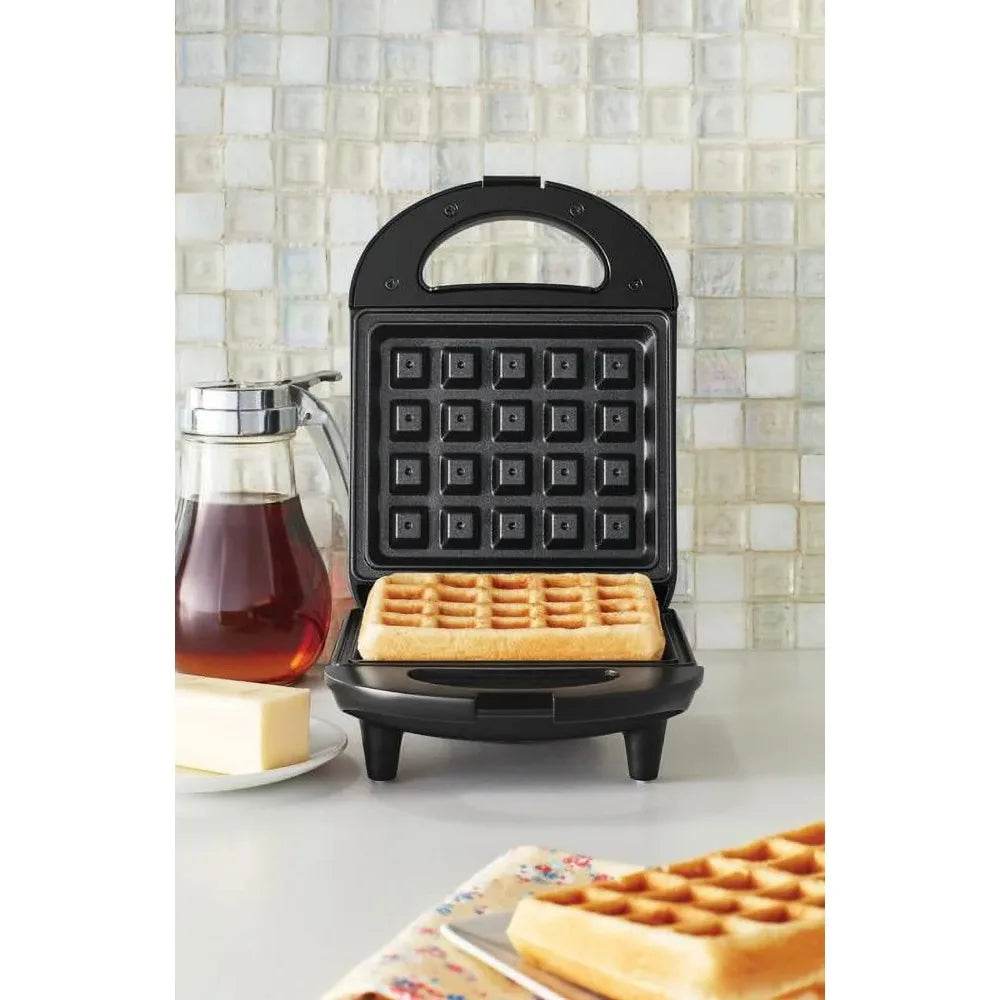 Single waffle maker, matte black, new - Loft&Timber