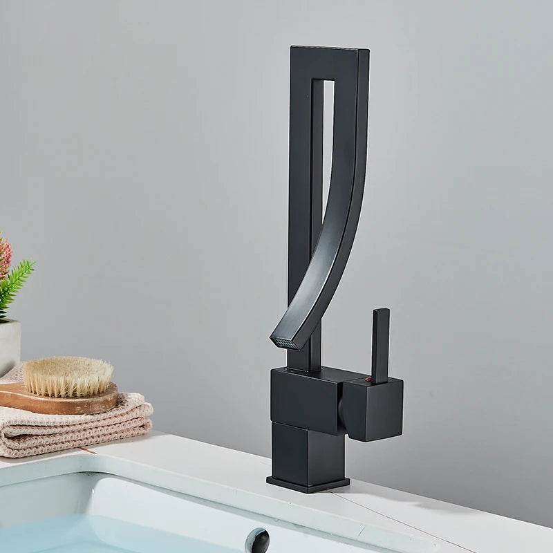 Bathroom Basin Faucet in Brass - Loft&Timber