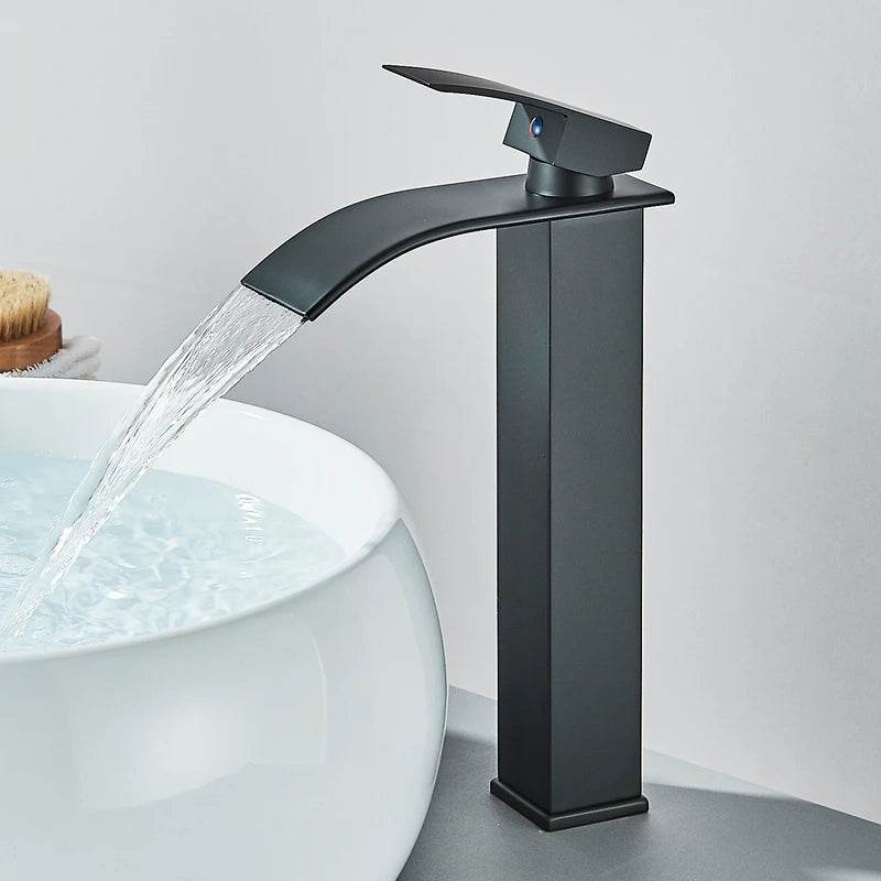 Matte Black Basin Faucet - Loft&Timber