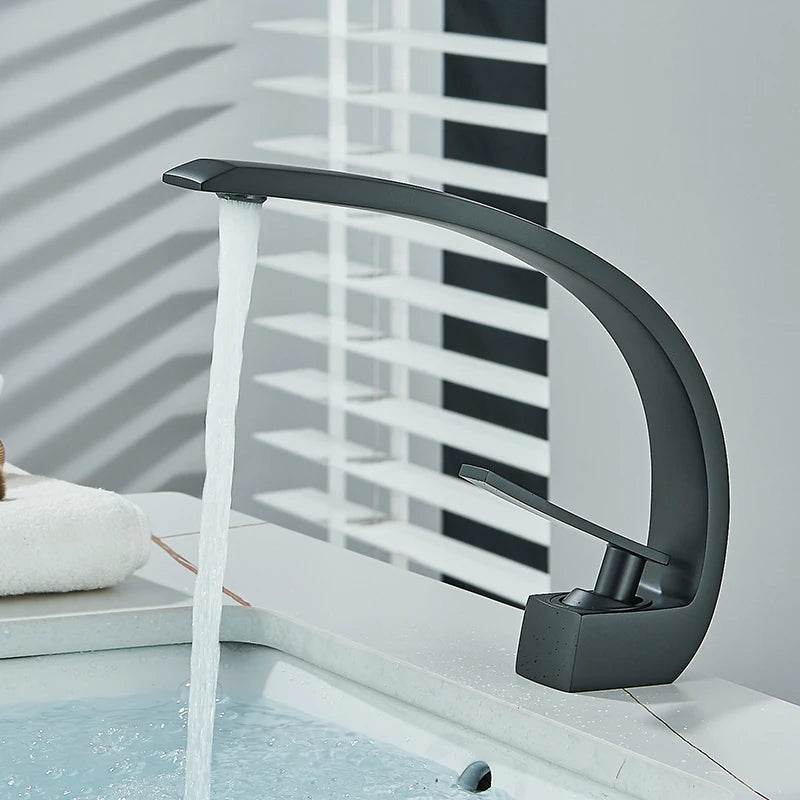 Black Bathroom Basin Faucet - Loft&Timber