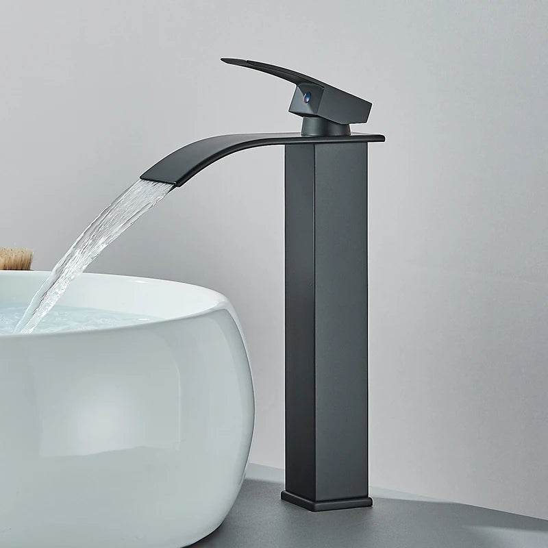 Matte Black Basin Faucet - Loft&Timber