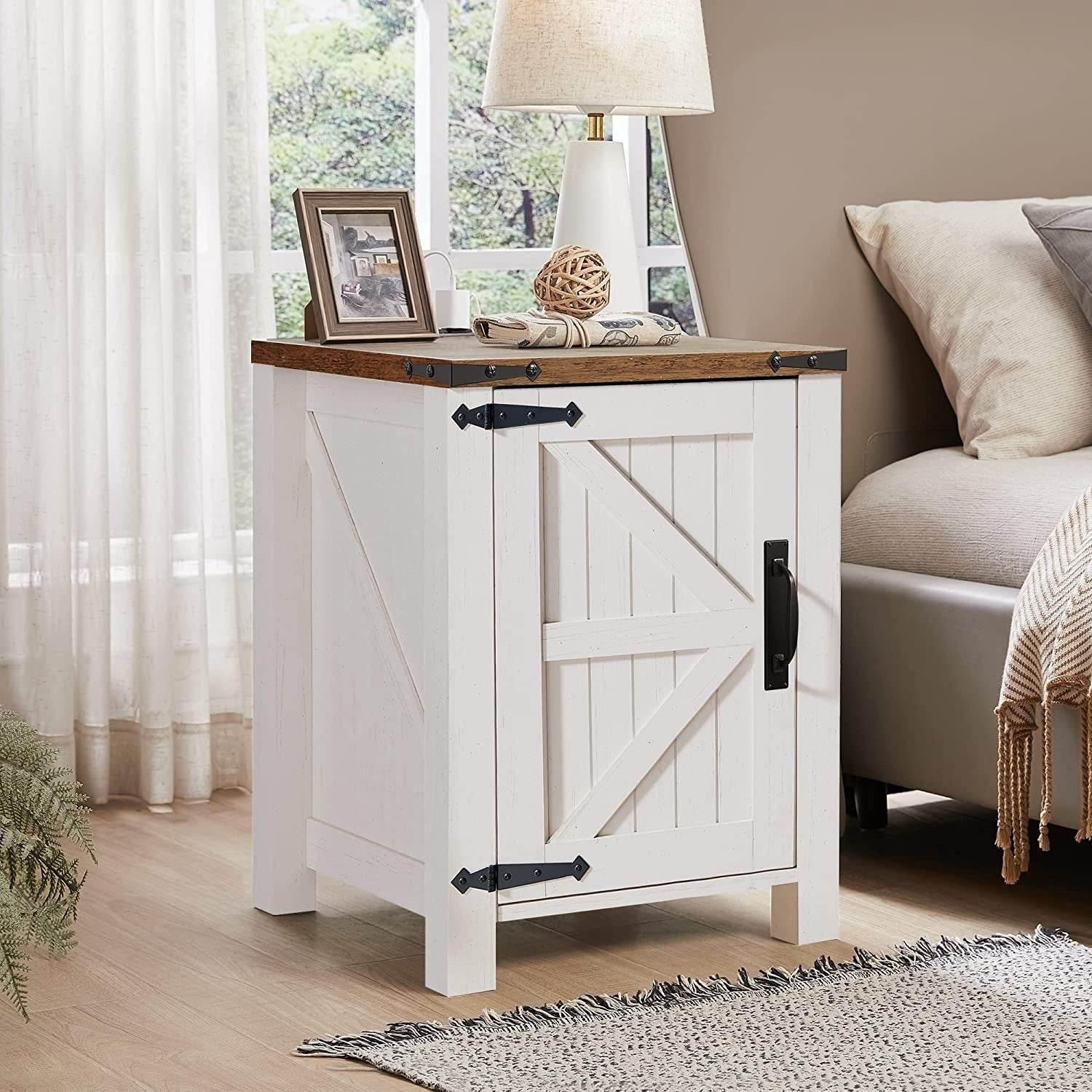 Nightstand with Charging, Antique - Loft&Timber