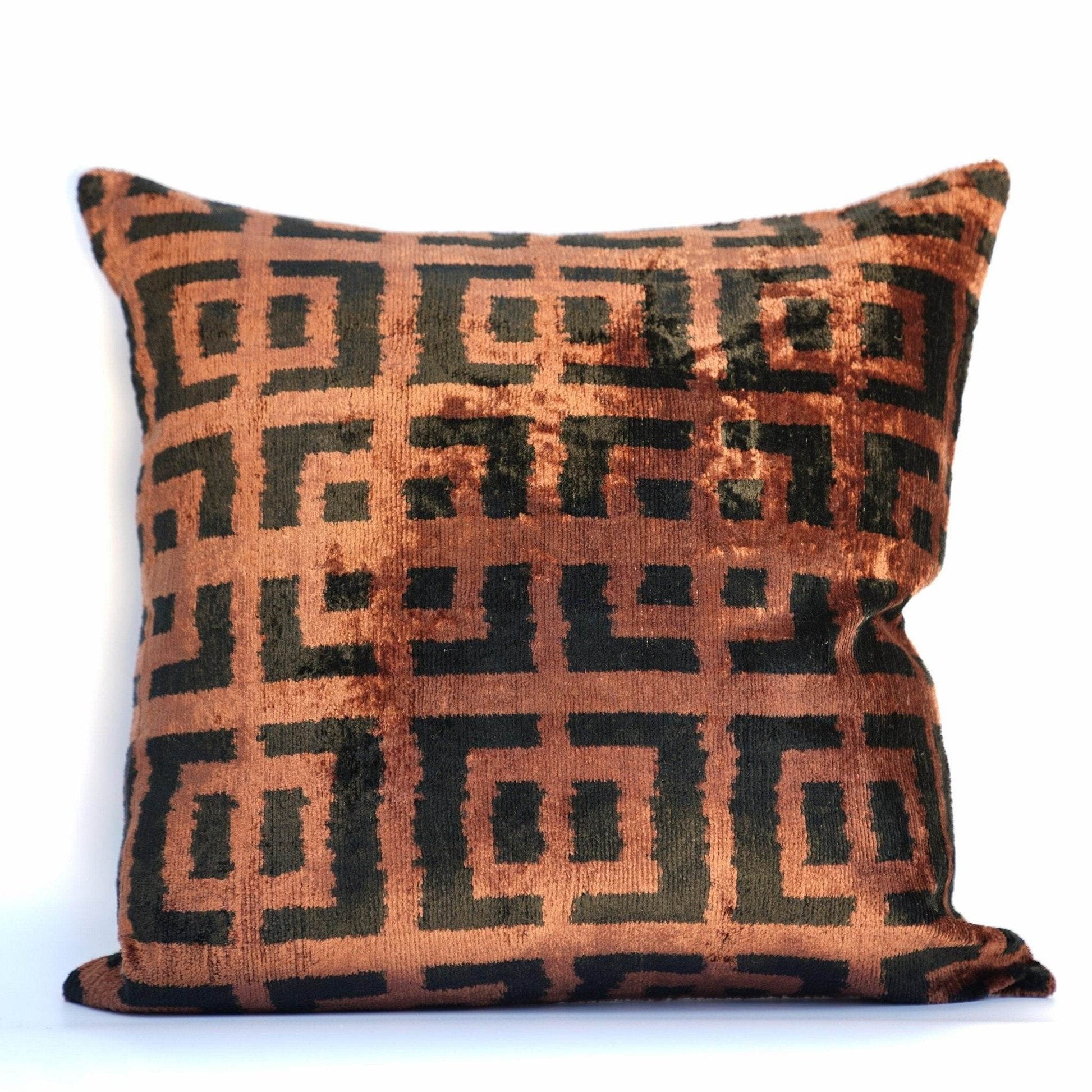 Canvello Silk Velvet Black Decorative Pillows - 20 x 20 in (50 x 50 cm) - Loft&Timber