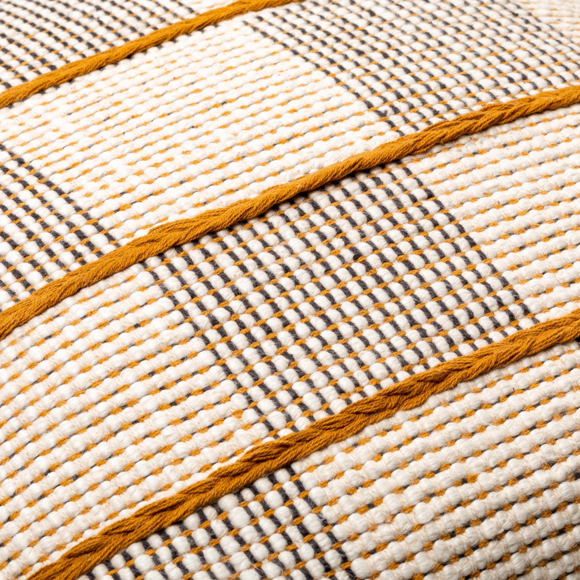 Geet Lumbar Pillow - Loft&Timber