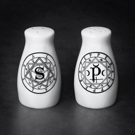 S' & 'P' Salt & Pepper set - Loft&Timber