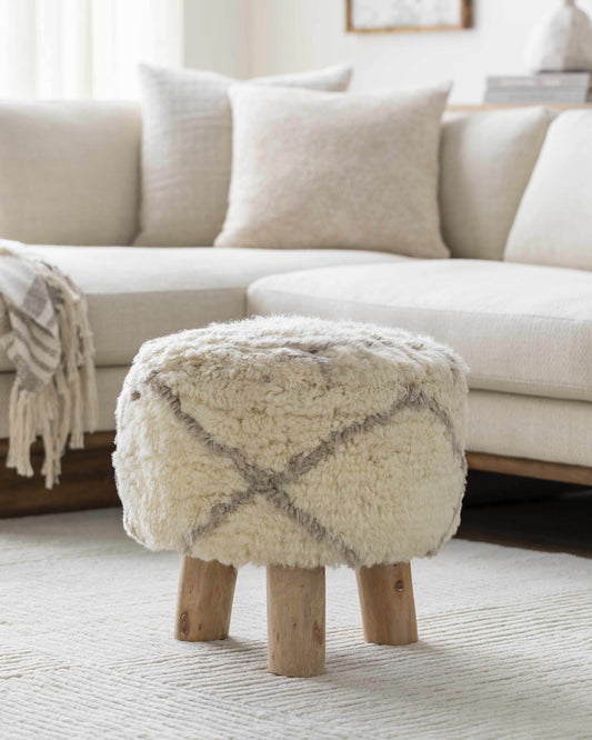 Sommatino Ottoman - Loft&Timber