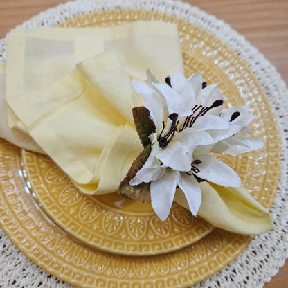 Maison Charlo Set of 4 Off White Lilies Charm Flower Napkin Rings - Loft&Timber