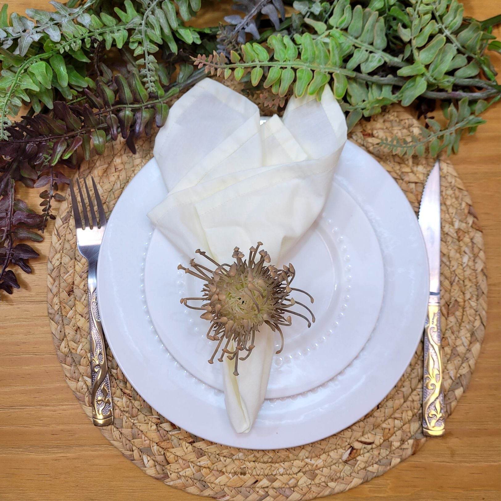 Set of 4 Beige Rustic Savanna Flower Napkin Rings - Loft&Timber