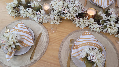 Charlo's Cloth Napkins Set of 4 Christmas Striped 16" by 16" - Gold - Loft&Timber