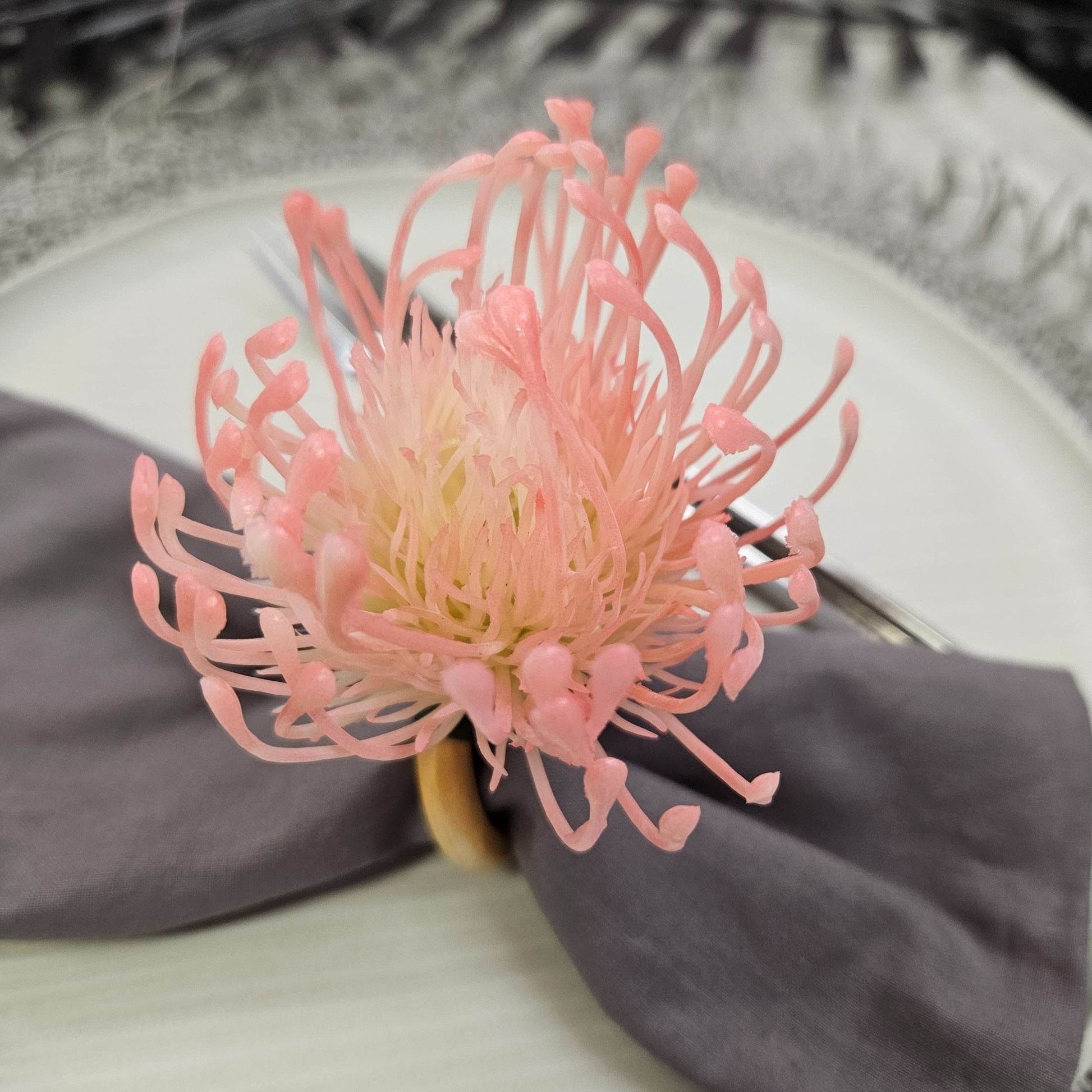 Set of 4 Rose Rustic Savanna Flower Napkin Rings - Loft&Timber