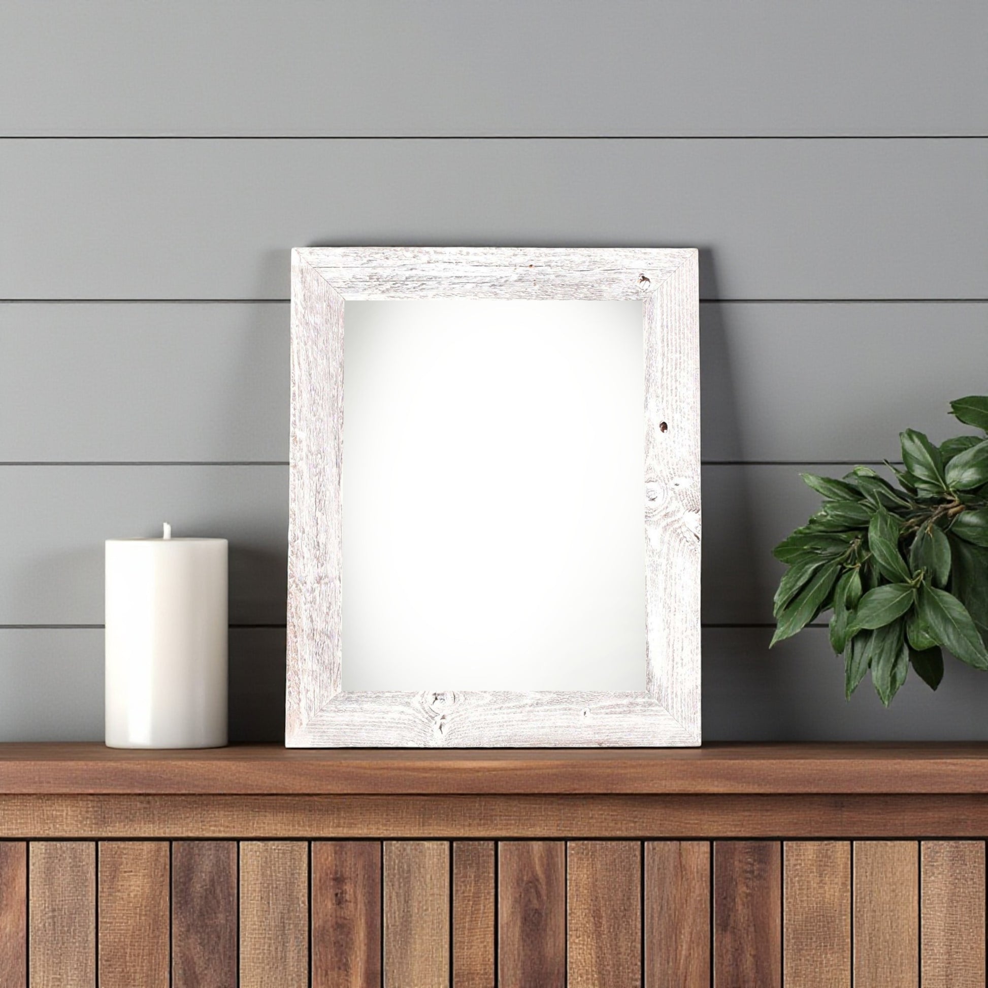 4" x 6" White Solid Wood Tabletop Picture Frame - Loft&Timber