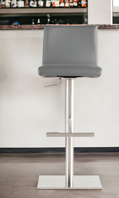 32" Gray And Silver Steel Swivel Low Back Bar Height Bar Chair - Loft&Timber