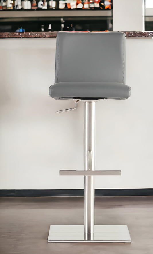 32" Gray And Silver Steel Swivel Low Back Bar Height Bar Chair - Loft&Timber