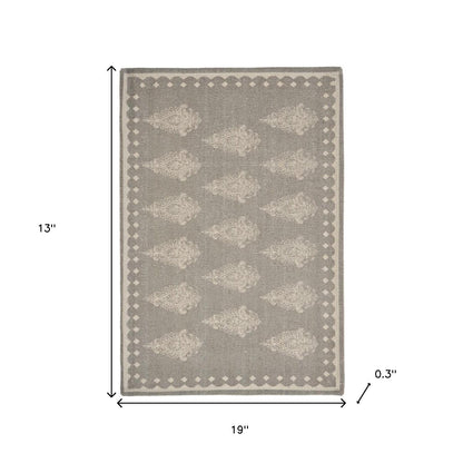 19" Set of Four Gray And Cream Geometric Medallion Cotton Placemats - Loft&Timber