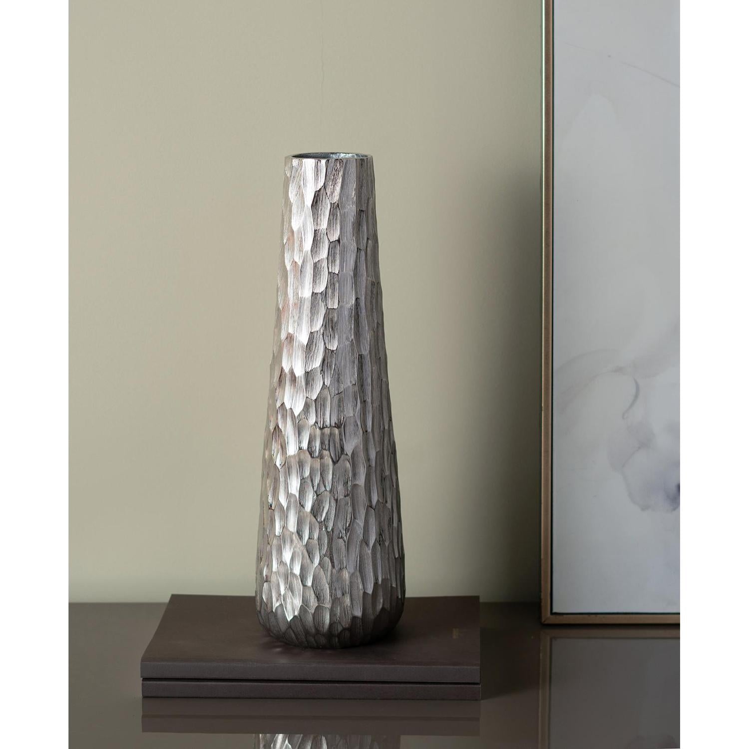 19" Silver Round Aluminum Table Vase - Loft&Timber