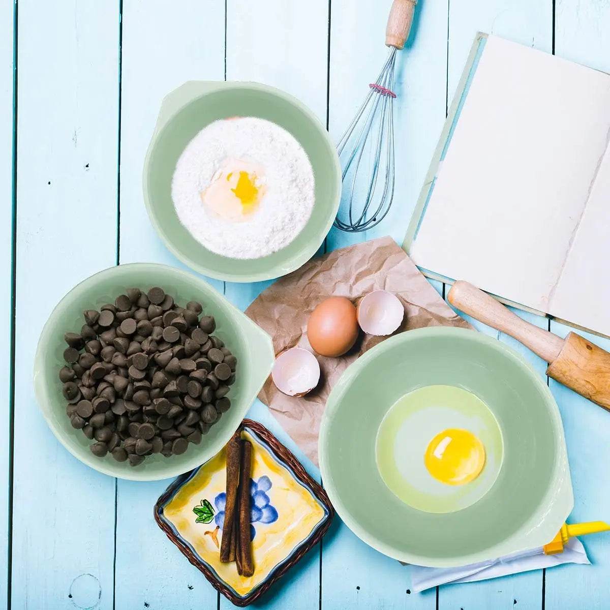 Mixing Bowls with Pour Spout, Set of 3 - Loft&Timber