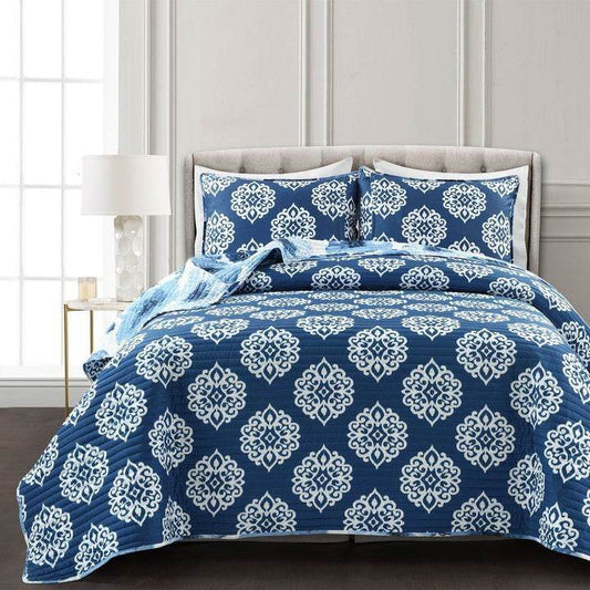 King size Blue Flowers Lightweight Polyester Microfiber Quilt Set - Loft&Timber