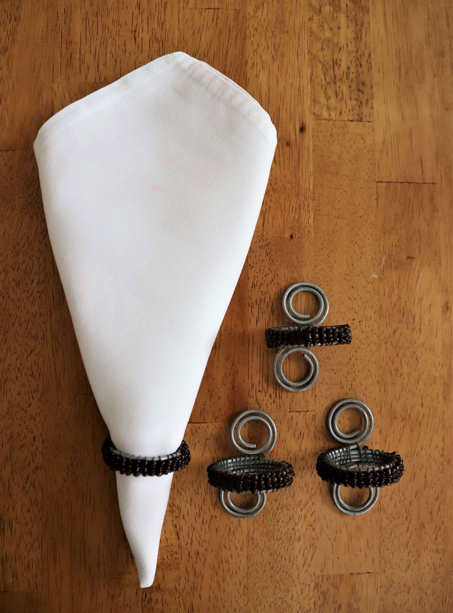 Beaded Brown & Cream Napkin Rings on aluminium stand | Handmade in Tanzania - Loft&Timber