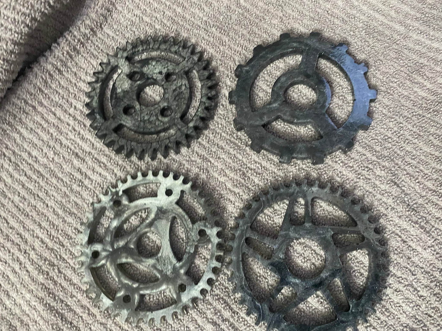 Gear Resin Coasters Set for Unique Home Decor Style - Loft&Timber